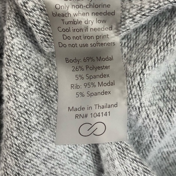 CALIA By Carrie underwood gray sweatshirt - Picture 5 of 6